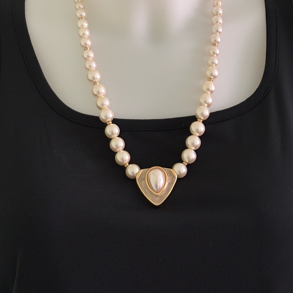 Vintage Napier Pearl Necklace with Gold Heart Pendant